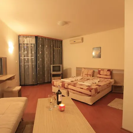 Rainbow 1 Complex 3* Σάνι Μπιτς